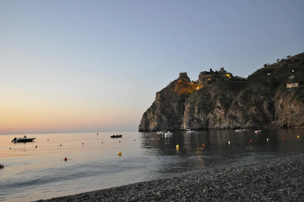 Elihotel SantʼAlessio Siculo Hotel